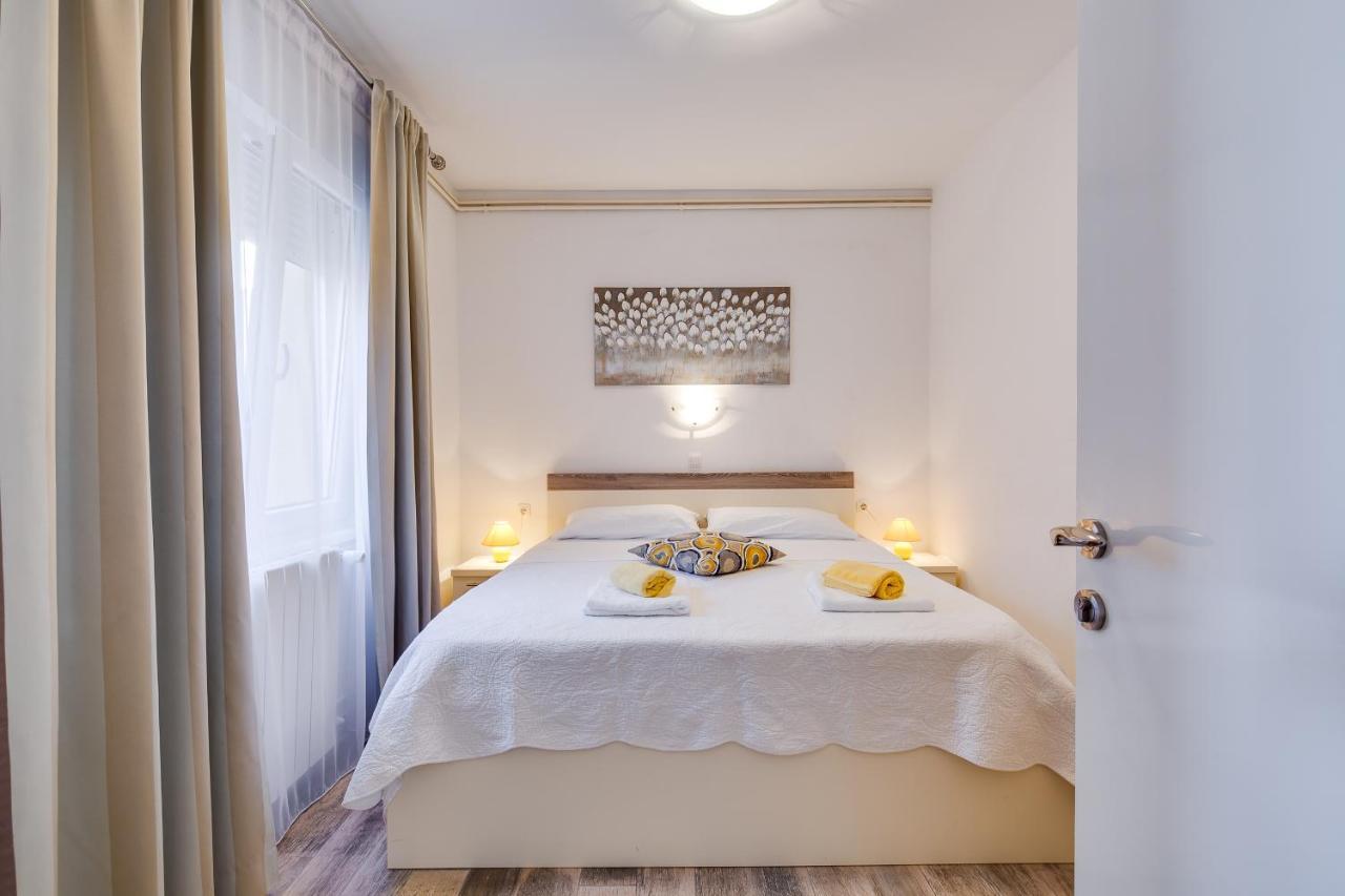 Juric Apartments-Rab Palit Exterior foto