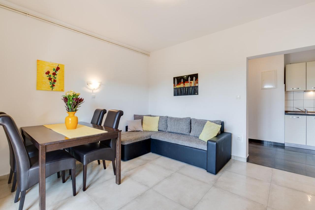 Juric Apartments-Rab Palit Exterior foto
