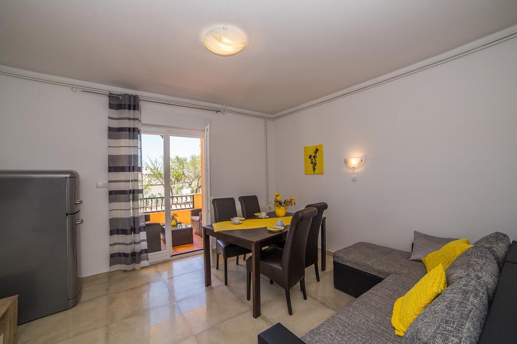 Juric Apartments-Rab Palit Exterior foto